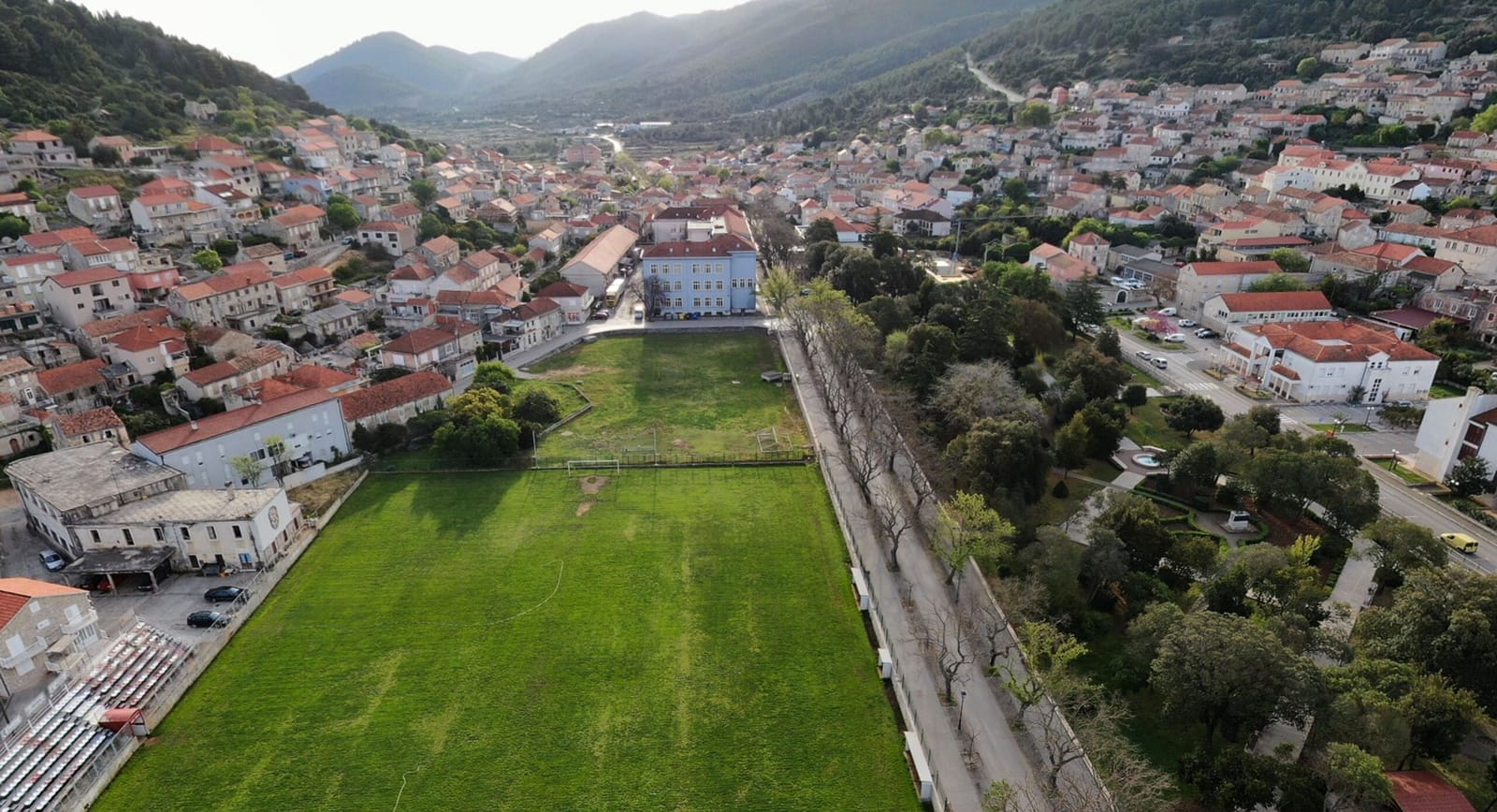 BLATO 1902 d.d. – Vinova loza i vina su nedjeljivi dio stoljetnog života i opstanka žitelja Blata i otoka Korčule.