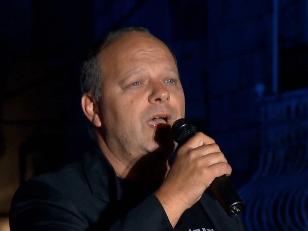 ELI ŽUVELA ”DOĐI MI U DVORE” NA XXVI. MARKO POLO FESTU – KORČULA 2021.