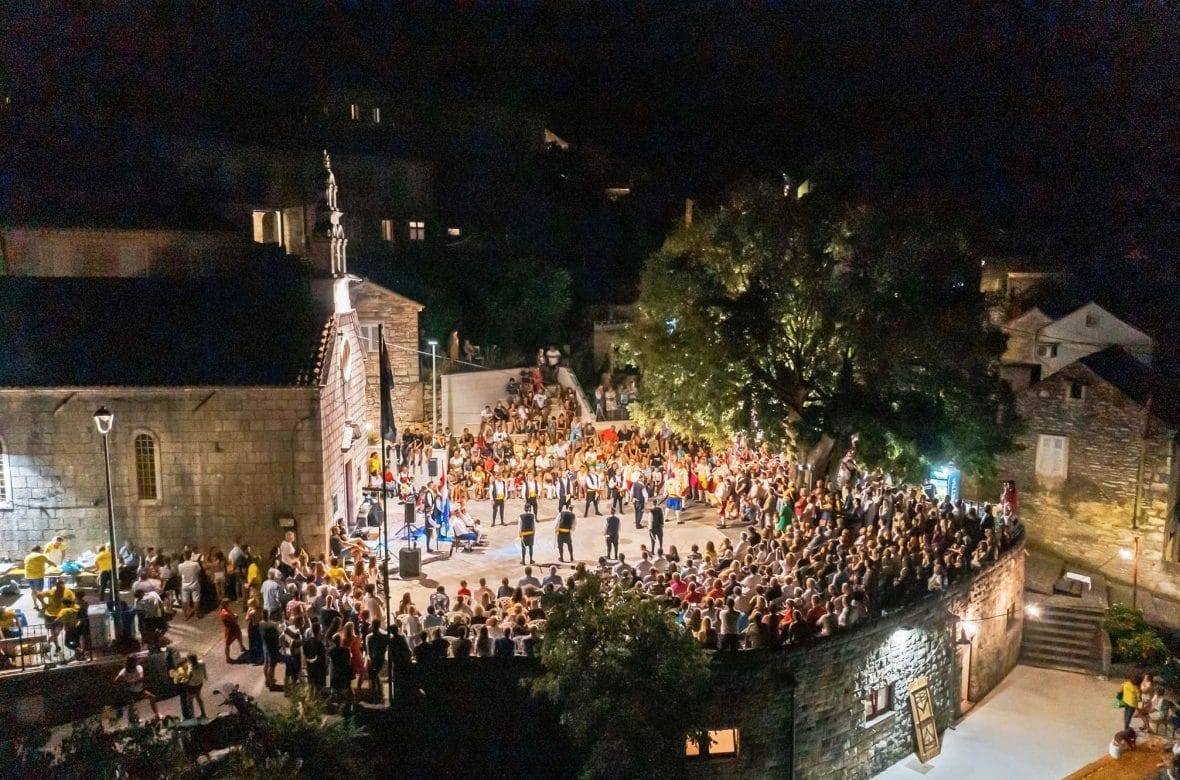 29. MARKO POLO FEST NA LJETNOJ POZORNICI ”POSTRANSKA PIJACA”